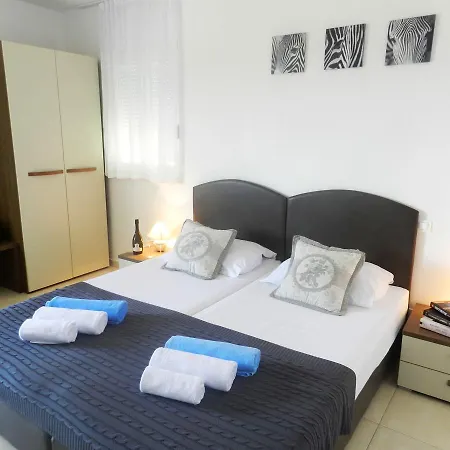 Ulika Yourcroatiaholiday Drenje (Istria)